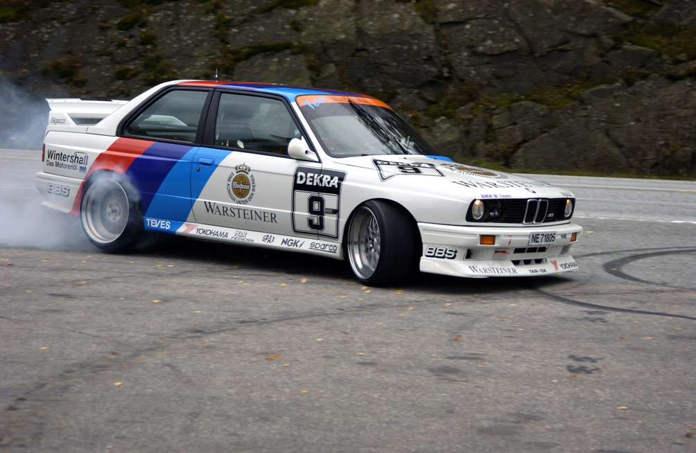 Some BMW E30 Love